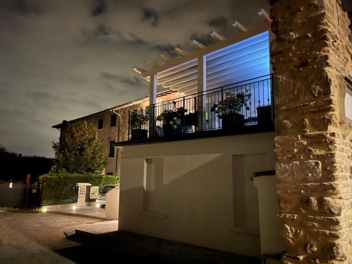 Dimora Di Charme Peschiera Del Garda Apartment Bagian luar foto