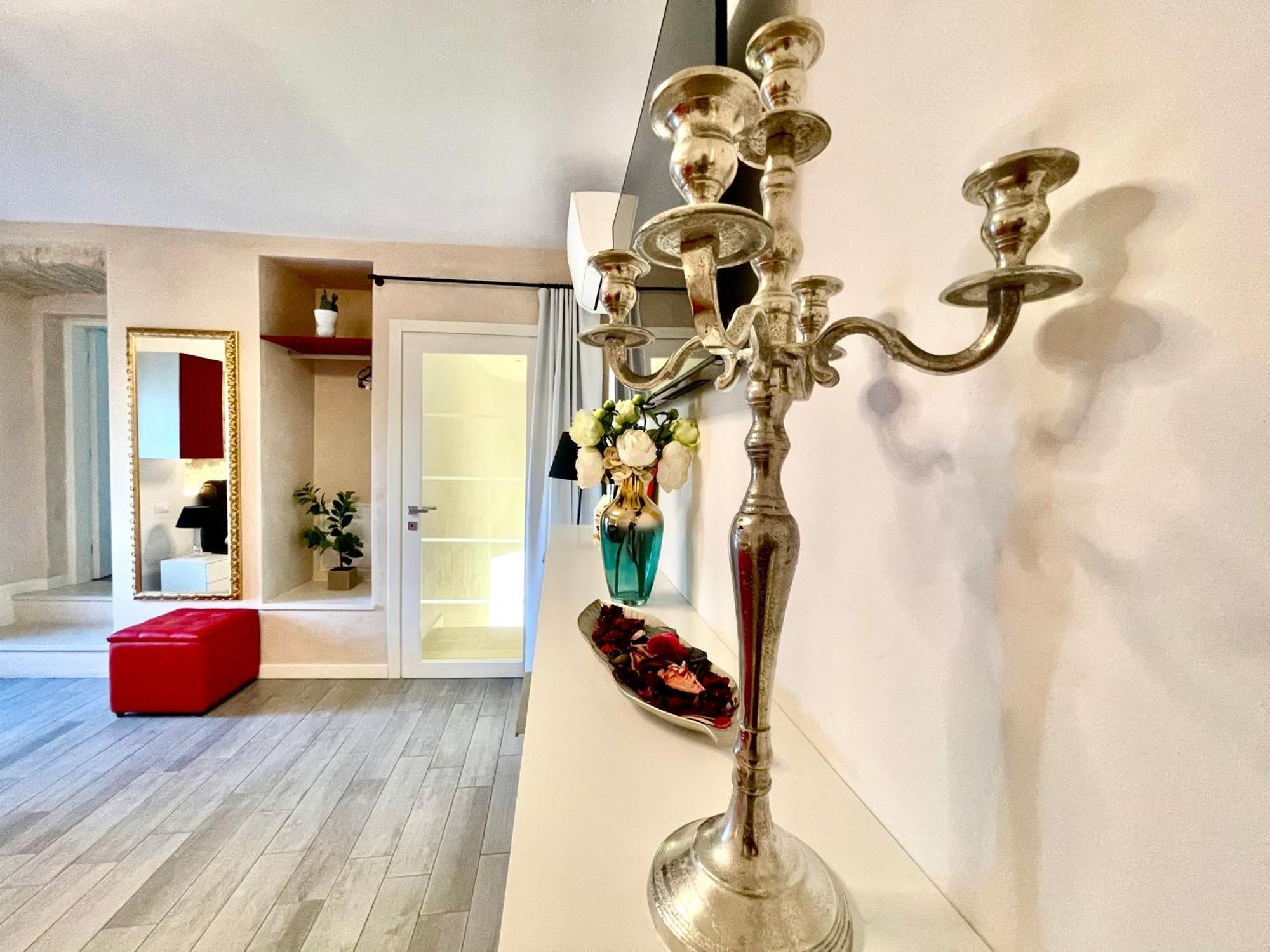 Dimora Di Charme Peschiera Del Garda Apartment Bagian luar foto